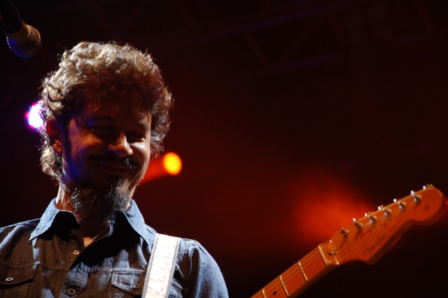 Móveis Coloniais de Acaju, Siba e Marcelo Jeneci - Abril Pro Rock Parte II